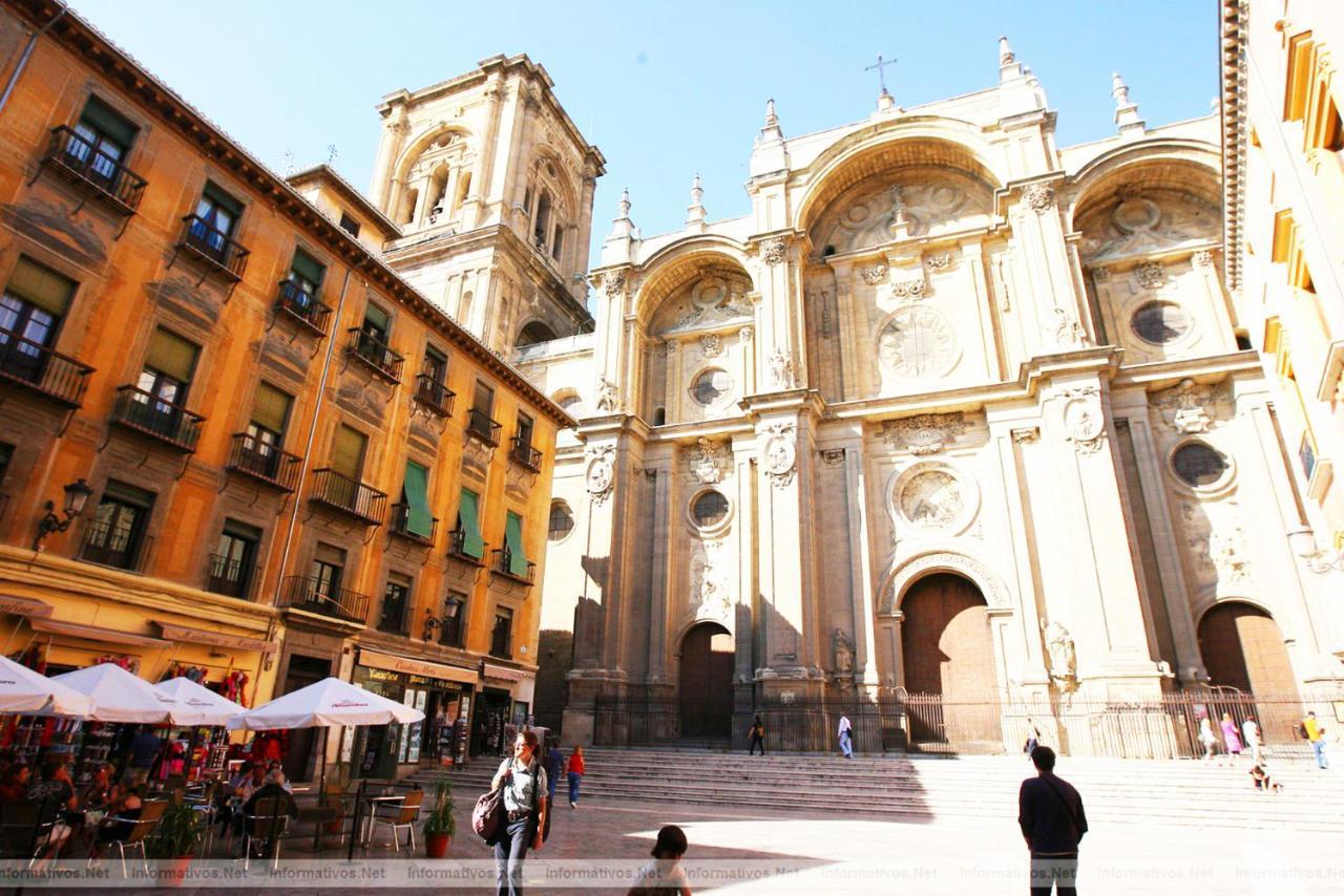 Apartasuite Centro Historico Atico Tranquilo Y Luminoso En El Corazon De Granada Exterior foto